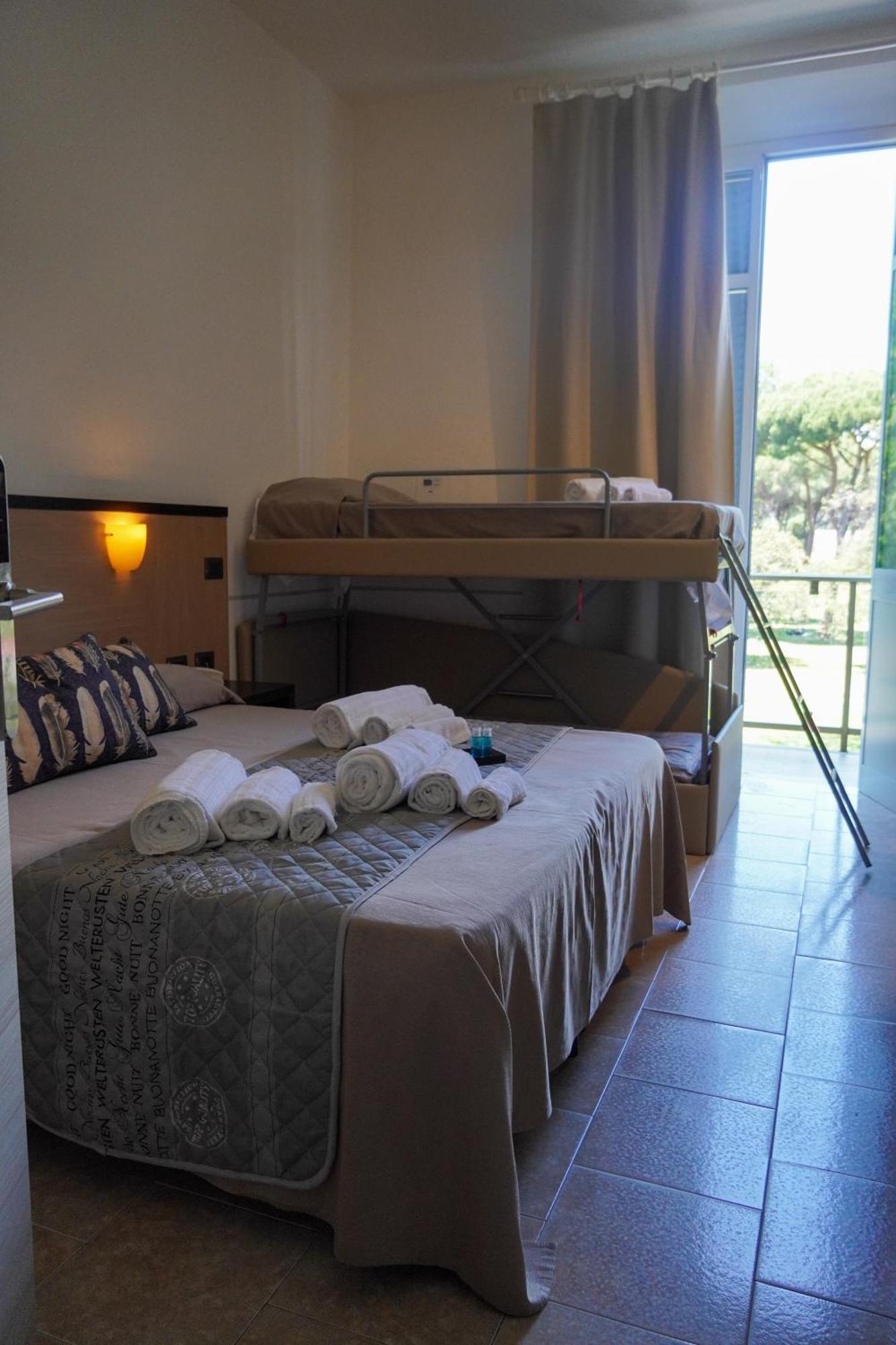 Hotel Cilene เวียเรจโจ ภายนอก รูปภาพ